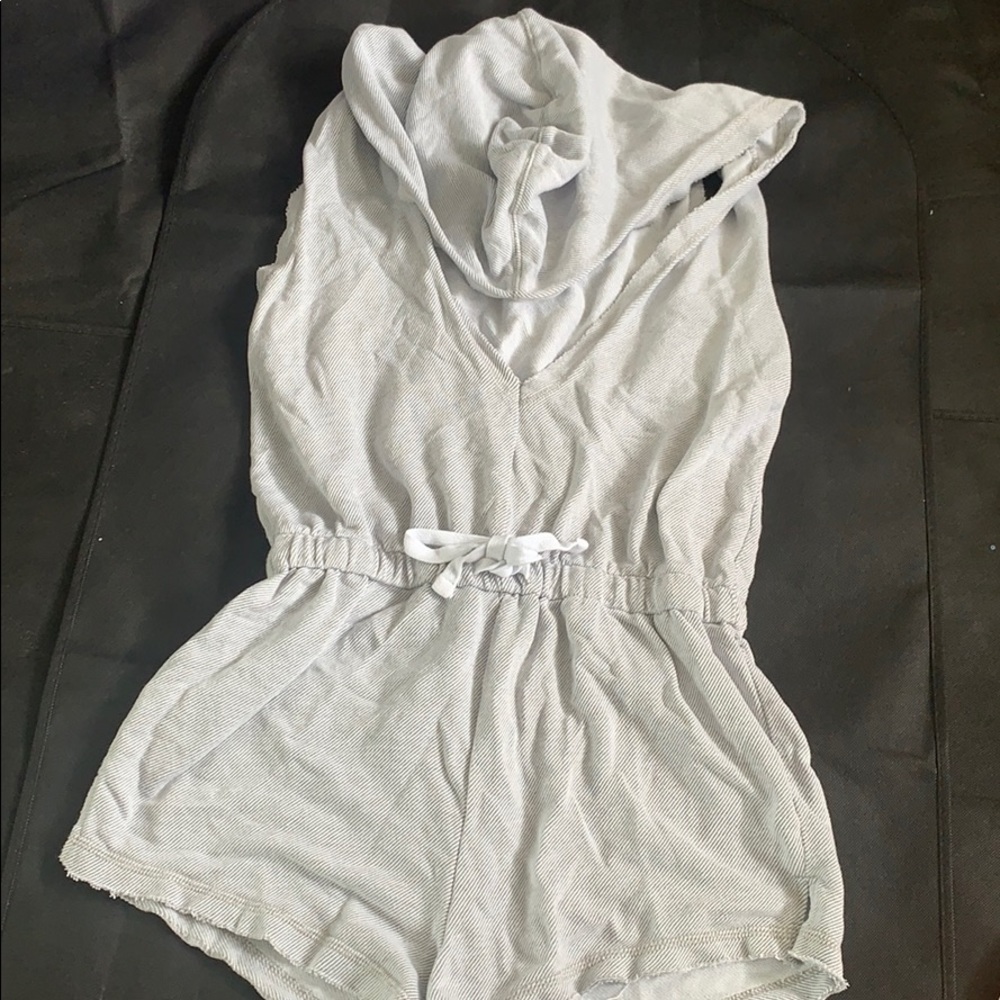 HOODIE ROMPER COVER UP GRAY/WHITE SMALL